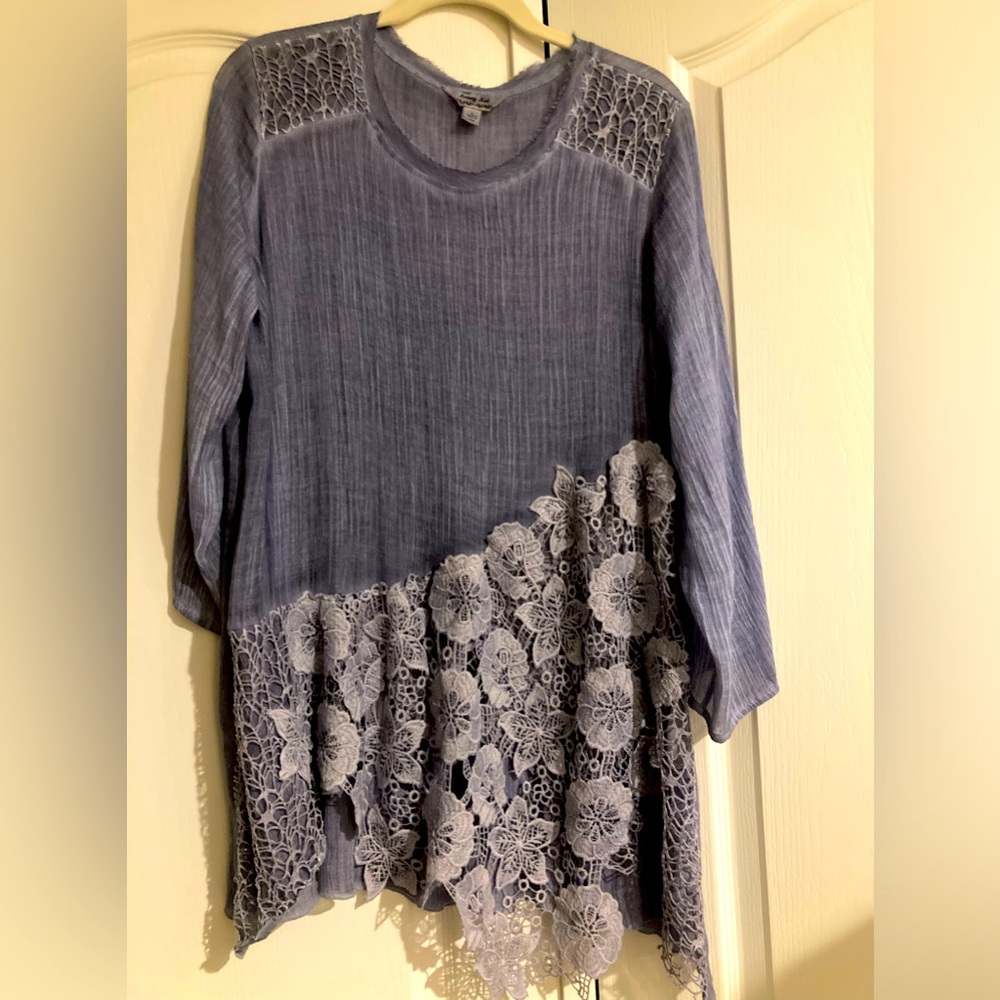 Beautiful ladies top
